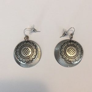 🦋 Silver tone Double Disk Earrings